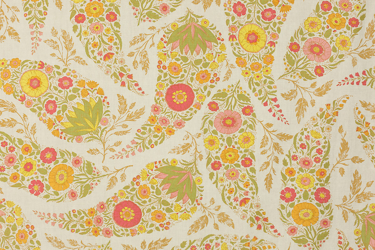 KASHMIR - India (Sprout)http://www.raoultextiles.com/traderimages/designs/152N26.jpg